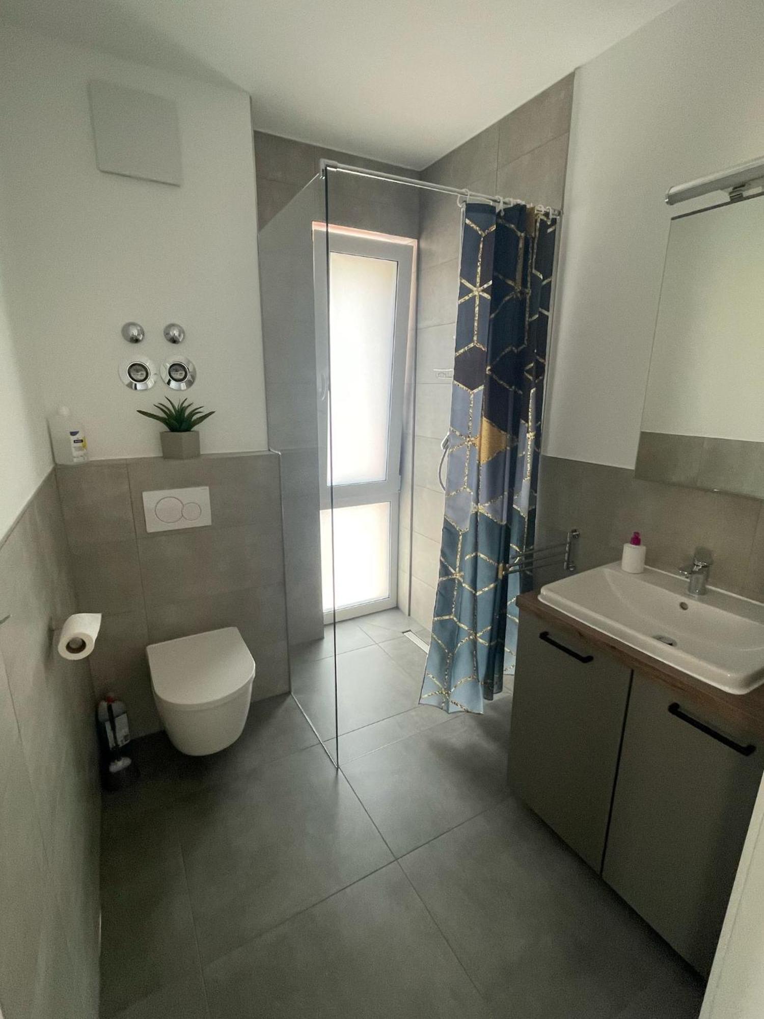 A & M Appartement Koeln מראה חיצוני תמונה